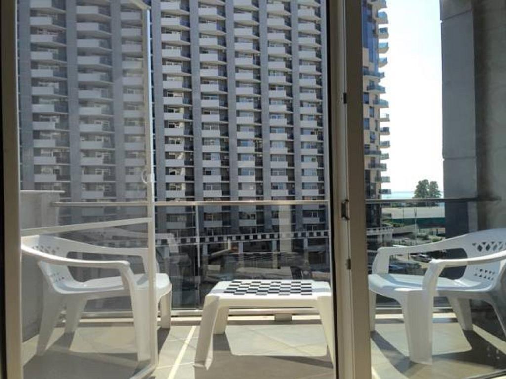 Orbi Sea Towers Suite Batumi Exterior foto