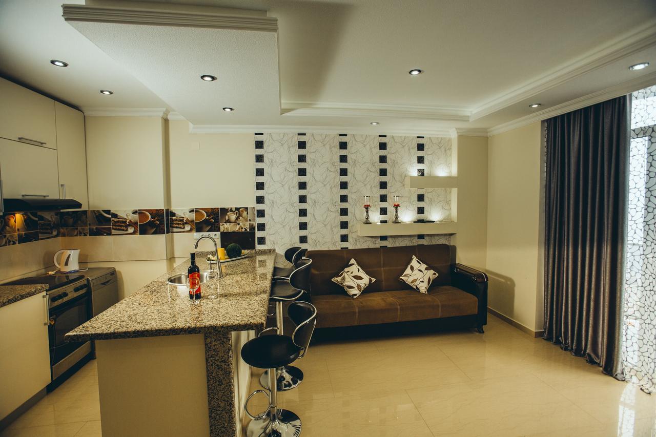 Orbi Sea Towers Suite Batumi Exterior foto
