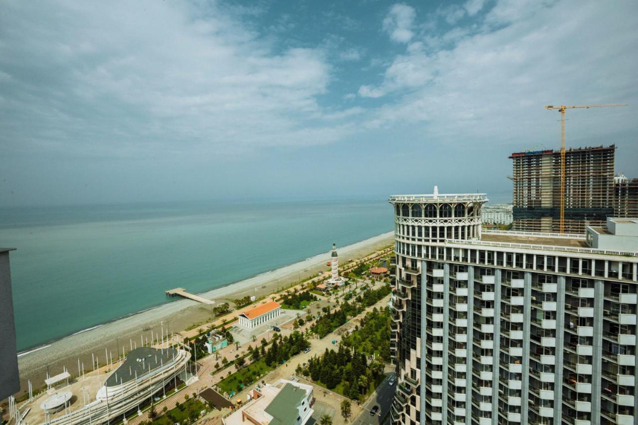 Orbi Sea Towers Suite Batumi Exterior foto